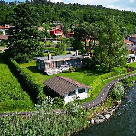 Casa Gaiani Villetta In Riva Al Lago Vista Mozzafiato Varano Borghi Exteriör bild
