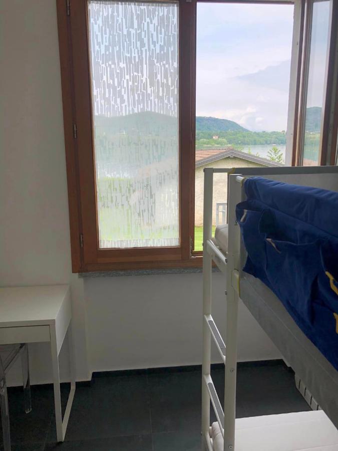 Casa Gaiani Villetta In Riva Al Lago Vista Mozzafiato Varano Borghi Exteriör bild