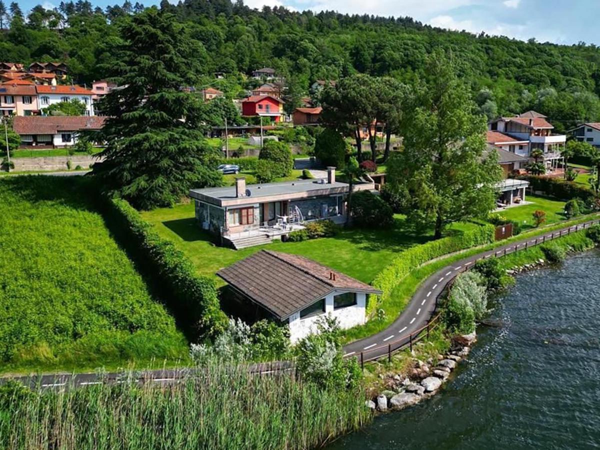 Casa Gaiani Villetta In Riva Al Lago Vista Mozzafiato Varano Borghi Exteriör bild