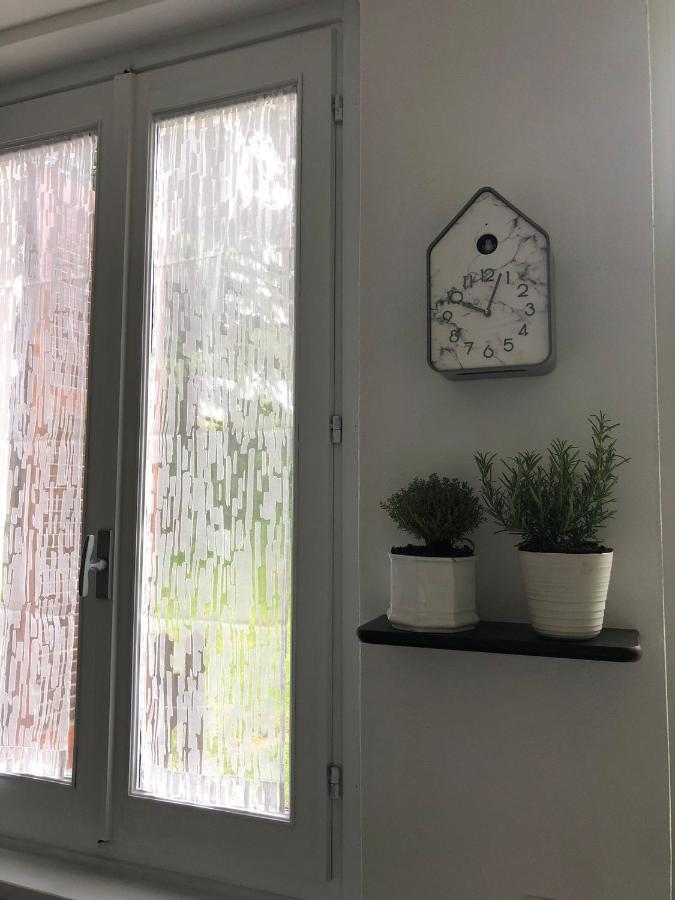 Casa Gaiani Villetta In Riva Al Lago Vista Mozzafiato Varano Borghi Exteriör bild